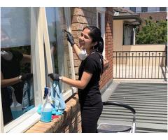 Window Cleaning Service in Melbourne | Call 03 9000 5252 - Melbourne
